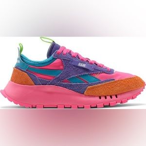 Great condition. Never worn. No box.